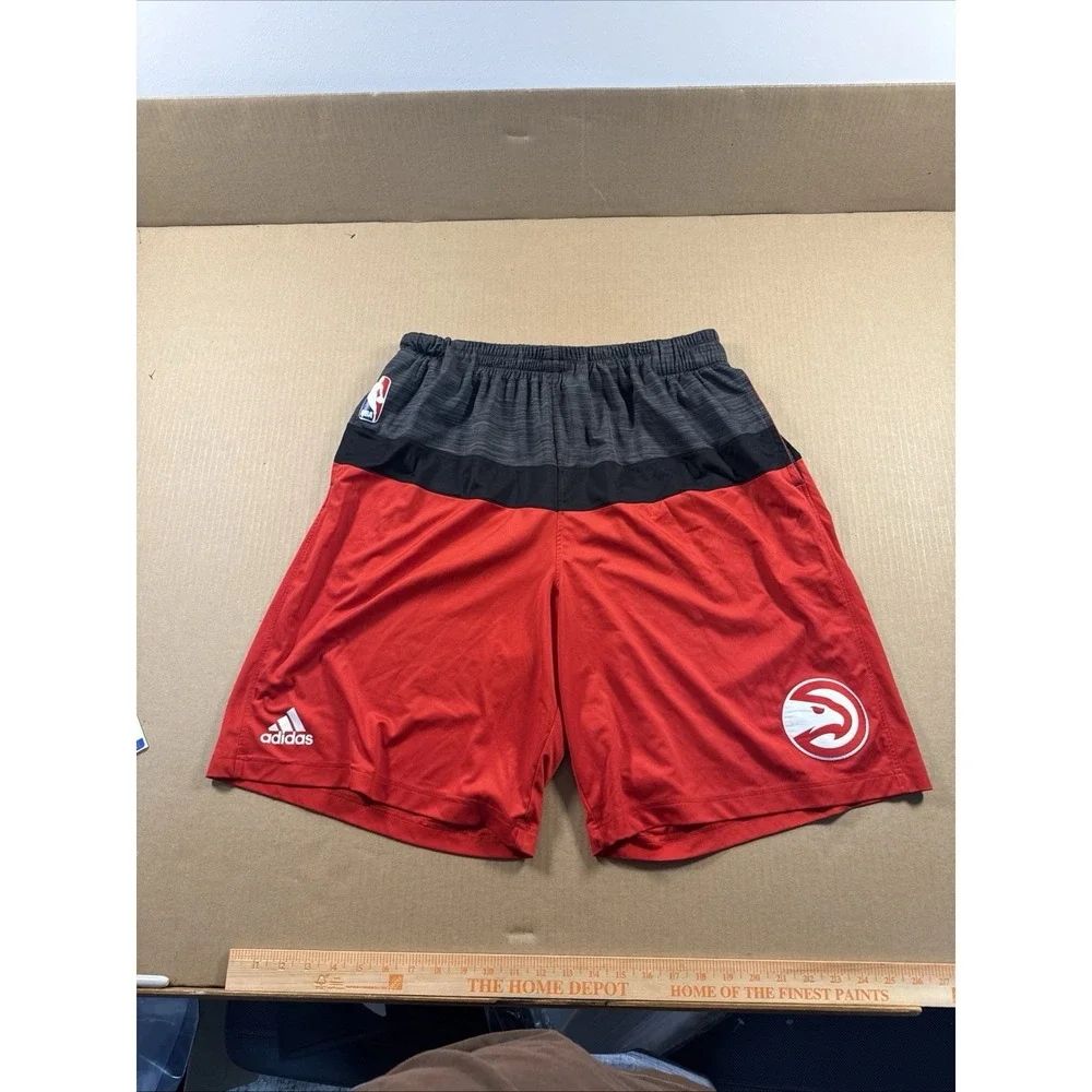 Classic Adidas Atlanta Hawks NBA Men's Shorts Size XL